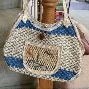 Vintage Taiwan Handcrafted Beige and Blue Woven Bag